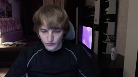 l1onkennedy online show from November 29, 9:07 pm