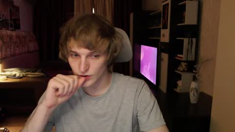 Snapshot of l1onkennedy chatting on March 22, 6:55 pm l1onkennedy online show from March 22, 6:55 pm