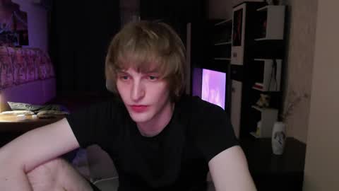 Snapshot of l1onkennedy chatting on May 13, 8:49 pm l1onkennedy online show from May 13, 8:49 pm