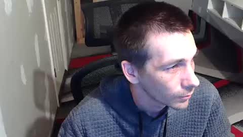 Snapshot of l1v1nth3dr3am chatting on May 2, 1:49 pm l1v1nth3dr3am online show from May 2, 1:49 pm