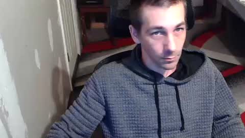 Snapshot of l1v1nth3dr3am chatting on May 3, 1:55 am l1v1nth3dr3am online show from May 3, 1:55 am