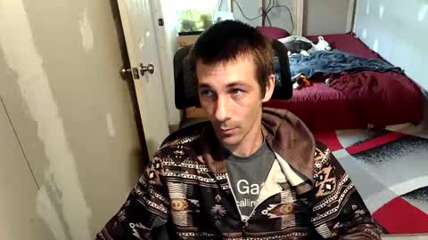 Snapshot of l1v1nth3dr3am chatting on June 9, 7:20 am l1v1nth3dr3am online show from June 9, 7:20 am