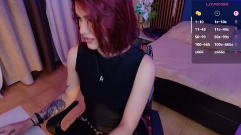 Snapshot of la_diabla_111_ chatting on February 5, 8:35 pm Karime online show from February 5, 8:35 pm