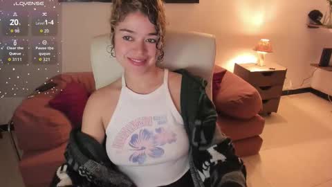 Snapshot of la_leonaaa chatting on February 25, 2:21 am Jazmin online show from February 25, 2:21 am