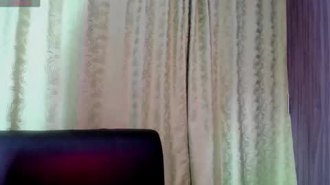 Snapshot of la_parce777 chatting on December 23, 6:33 am Victoria  online show from December 23, 6:33 am