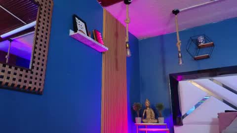 Cris  online show from April 18, 11:36 am