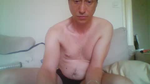 Snapshot of labelette007 chatting on May 2, 11:59 am labelette007 online show from May 2, 11:59 am