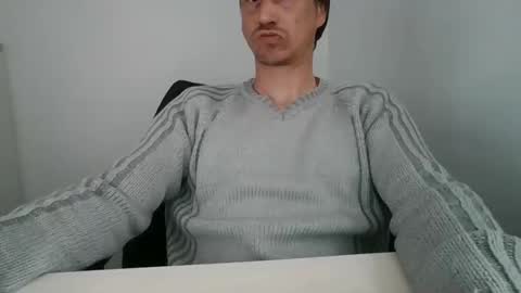 Snapshot of labelette007 chatting on May 12, 1:41 pm labelette007 online show from May 12, 1:41 pm
