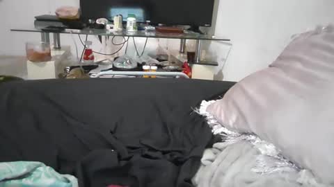 Snapshot of labestia033 chatting on September 12, 11:59 pm jose online show from September 12, 11:59 pm