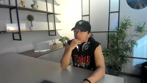 labrinthteasing online show from October 14, 12:06 pm