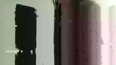 Snapshot of laceieizlaced chatting on April 5, 5:43 pm laceieizlaced online show from April 5, 5:43 pm