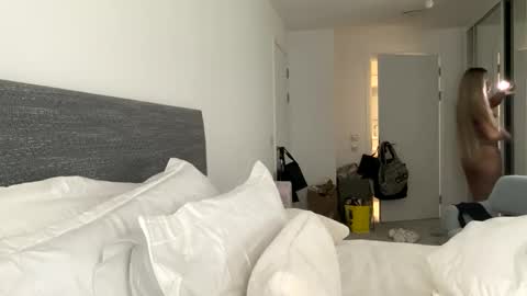 Snapshot of lacey_live chatting on April 30, 10:36 pm Lacey online show from April 30, 10:36 pm