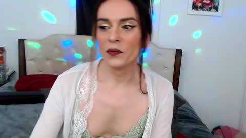 Lacey Phoenix online show from October 2, 2:51 am