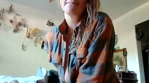 Snapshot of lacybell chatting on September 25, 4:11 pm lacybell online show from September 25, 4:11 pm