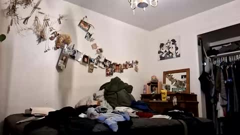 Snapshot of lacybell chatting on April 30, 6:42 am lacybell online show from April 30, 6:42 am