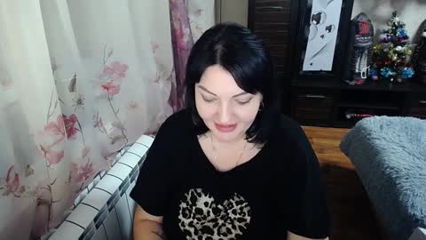 lady_boom_ online show from December 22, 6:37 pm