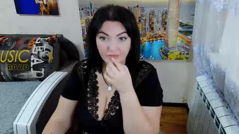 lady_boom_ online show from October 16, 7:53 am