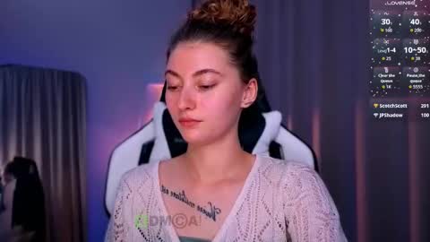 Snapshot of lady_curls chatting on September 19, 9:37 pm Nika online show from September 19, 9:37 pm