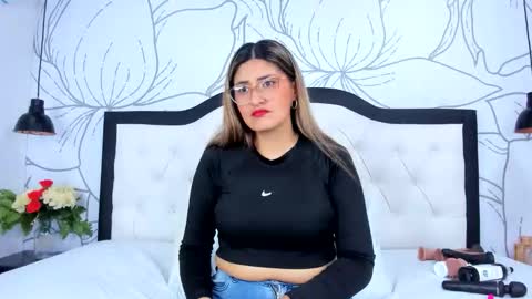 LADY  online show from March 1, 2:24 am