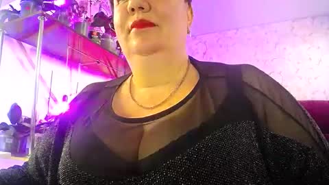 Snapshot of lady_gloria chatting on April 23, 7:09 am Lady Gloria online show from April 23, 7:09 am