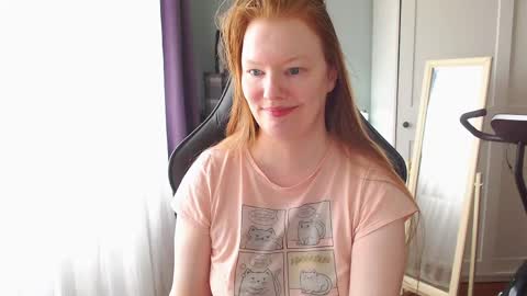 Snapshot of lady_inari chatting on May 21, 10:33 am Angelika online show from May 21, 10:33 am