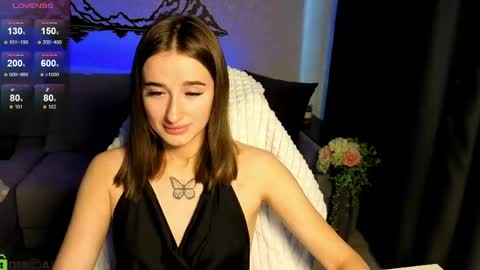 Snapshot of lady_luck18 chatting on June 10, 1:39 am Olivia online show from June 10, 1:39 am