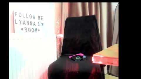 Snapshot of lady_lyanna chatting on February 14, 5:03 pm Lady Lyanna online show from February 14, 5:03 pm