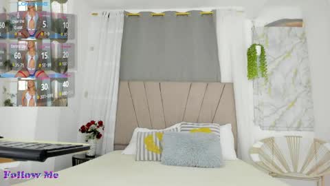 Snapshot of lady_miss___ chatting on April 27, 12:14 pm lady_miss___ online show from April 27, 12:14 pm