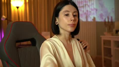 Snapshot of lady_nicolett chatting on May 25, 3:34 am lady_nicolett online show from May 25, 3:34 am