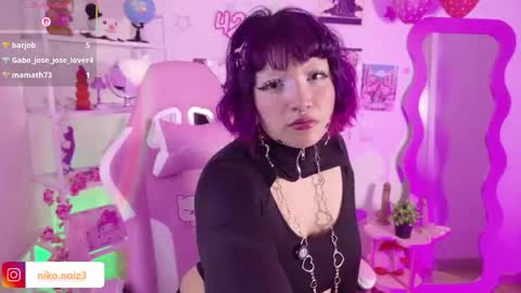 Snapshot of lady_noize chatting on April 29, 11:22 pm Lady online show from April 29, 11:22 pm