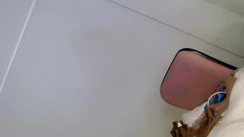 Ella online show from January 18, 12:57 pm