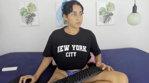 Leidy online show from November 14, 2:05 pm