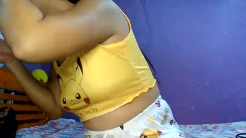 Snapshot of lady_yours69xx chatting on June 14, 7:16 pm corz online show from June 14, 7:16 pm