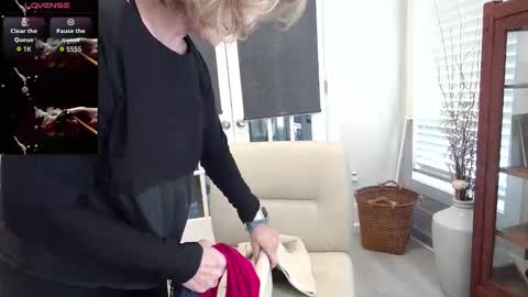 Ladybabs online show from October 21, 5:57 pm