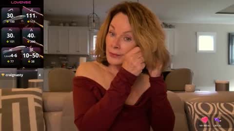 Snapshot of ladybabs chatting on April 19, 12:15 pm Ladybabs online show from April 19, 12:15 pm
