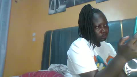 lindah32 online show from March 27, 12:27 am