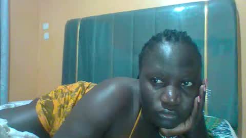 Snapshot of ladyblossoms19 chatting on June 9, 7:25 pm lindah32 online show from June 9, 7:25 pm