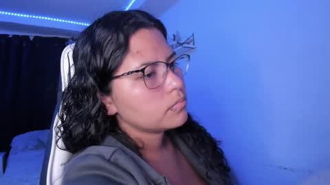  Lady  online show from December 17, 4:45 am