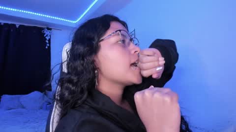  Lady  online show from December 22, 1:34 am
