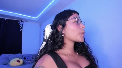  Lady  online show from December 25, 5:58 am