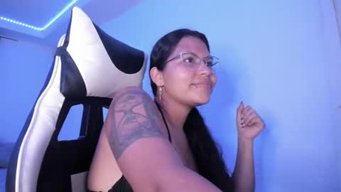 Lady  online show from March 1, 12:28 am