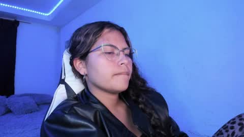  Lady  online show from March 11, 5:02 am