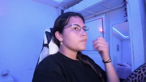  Lady  online show from June 10, 2:56 am
