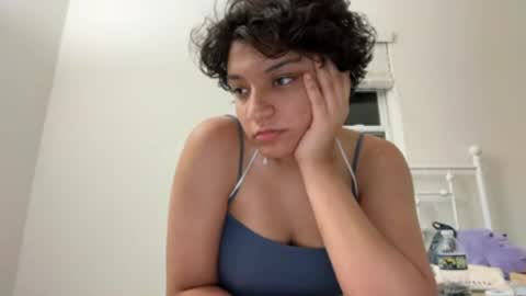 Snapshot of ladybuggg707 chatting on July 3, 8:32 am Ladybug online show from July 3, 8:32 am