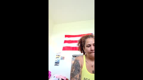 Snapshot of ladycreamypr1 chatting on April 22, 9:38 pm onlyfans Ladycreamypr online show from April 22, 9:38 pm