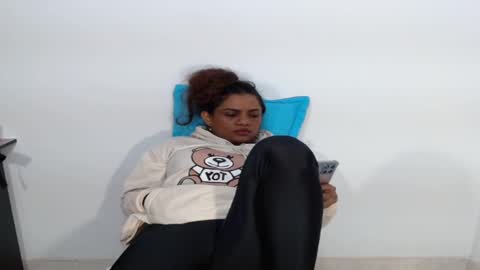 lady online show from February 17, 12:51 am