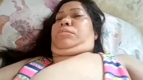 Snapshot of ladyjelyn69 chatting on June 21, 1:30 am ladyjelyn69 online show from June 21, 1:30 am