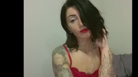 Snapshot of ladylane393 chatting on April 29, 2:37 am ladylane393 online show from April 29, 2:37 am
