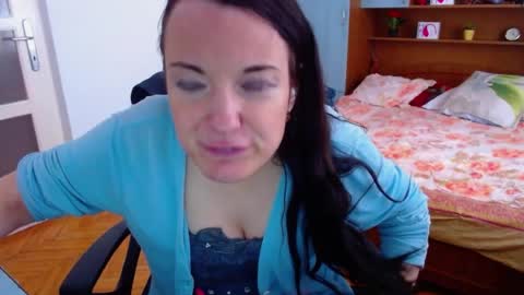 LadyLHoty online show from June 18, 12:20 pm