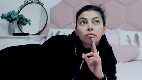 Snapshot of ladyliia chatting on February 28, 4:21 am Lia online show from February 28, 4:21 am